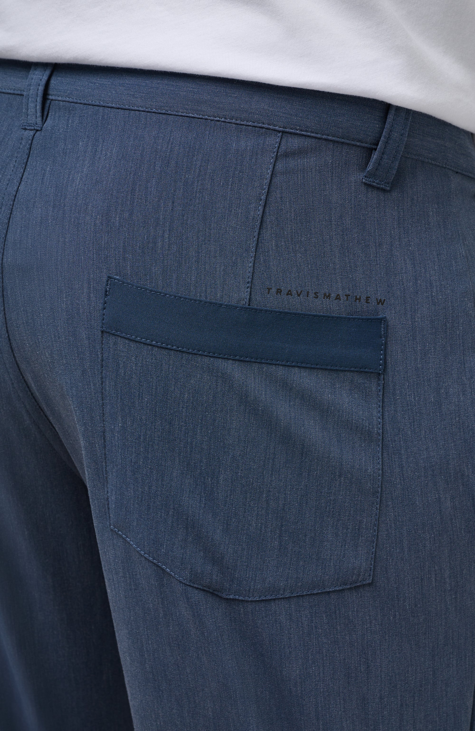 Tech Chino Pocket Short 8In