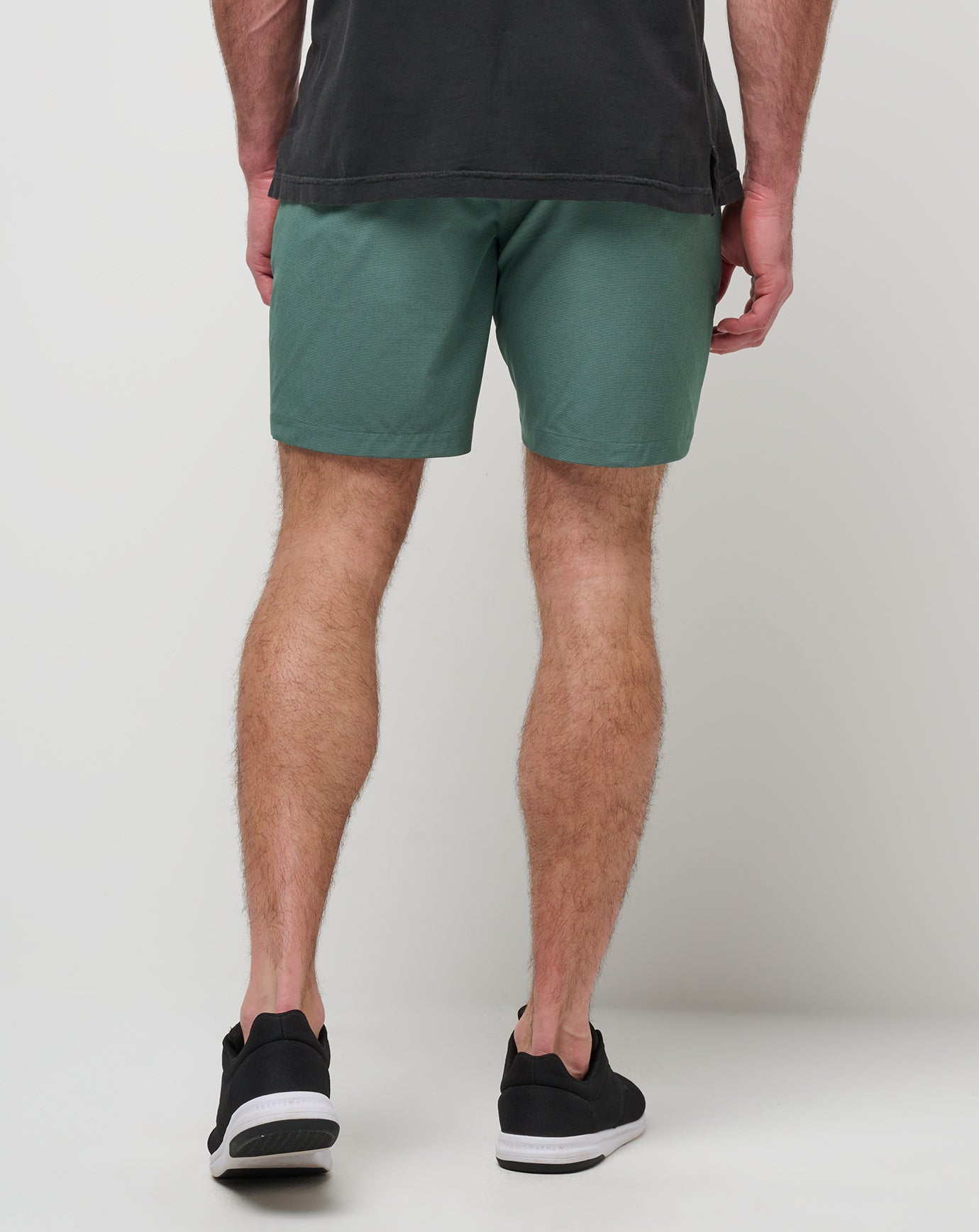 Baggage Claim Short 7In