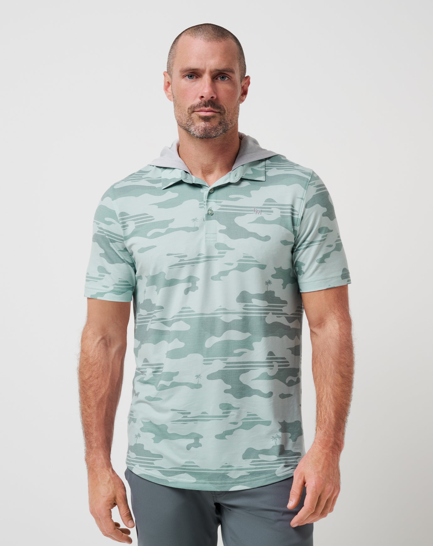 Featherweight Stealth Polo ∣ TravisMathew