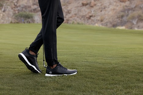 The Ultimate Guide to Choosing Spiked Golf Shoes for the Course