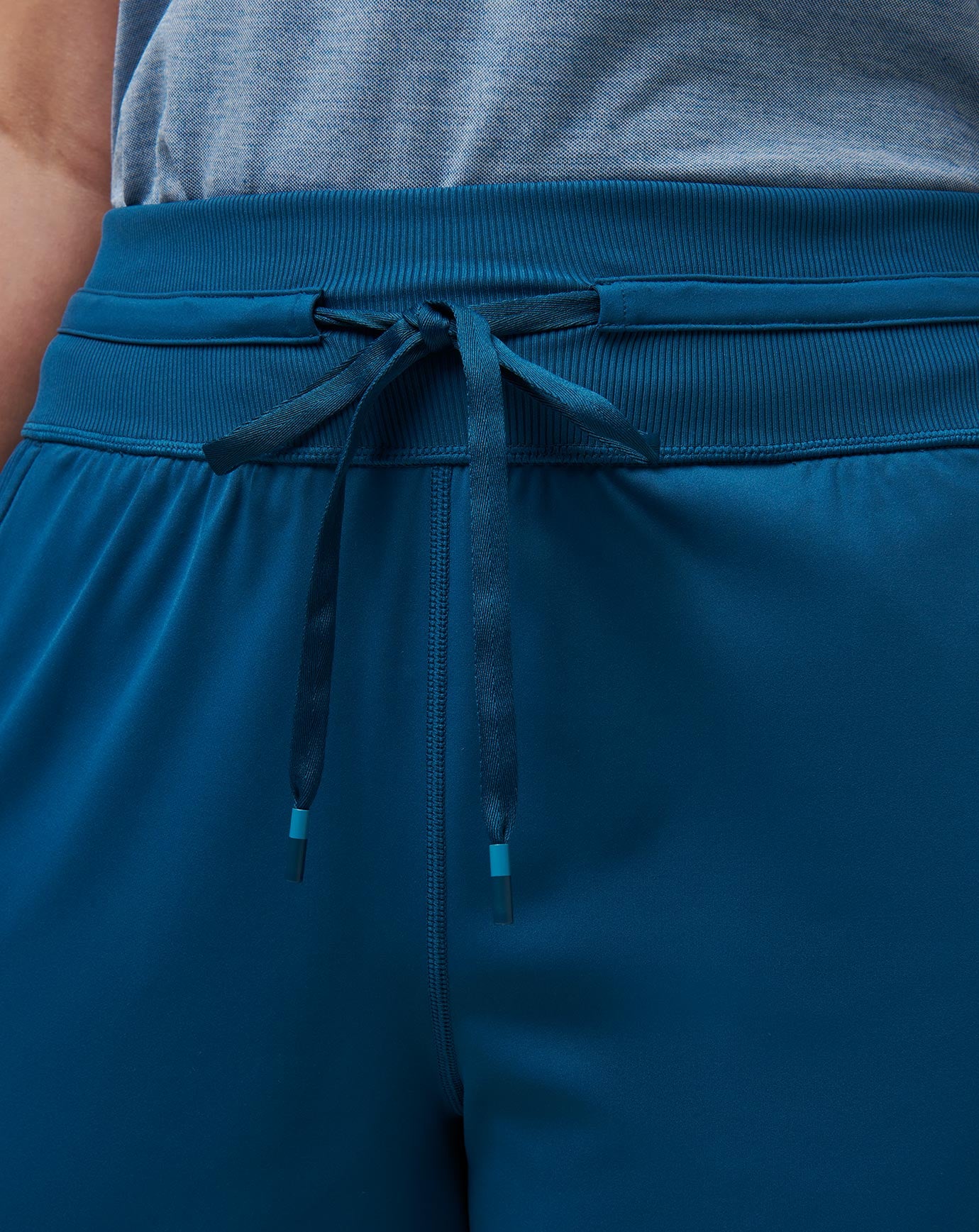 Moveknit Tie Short