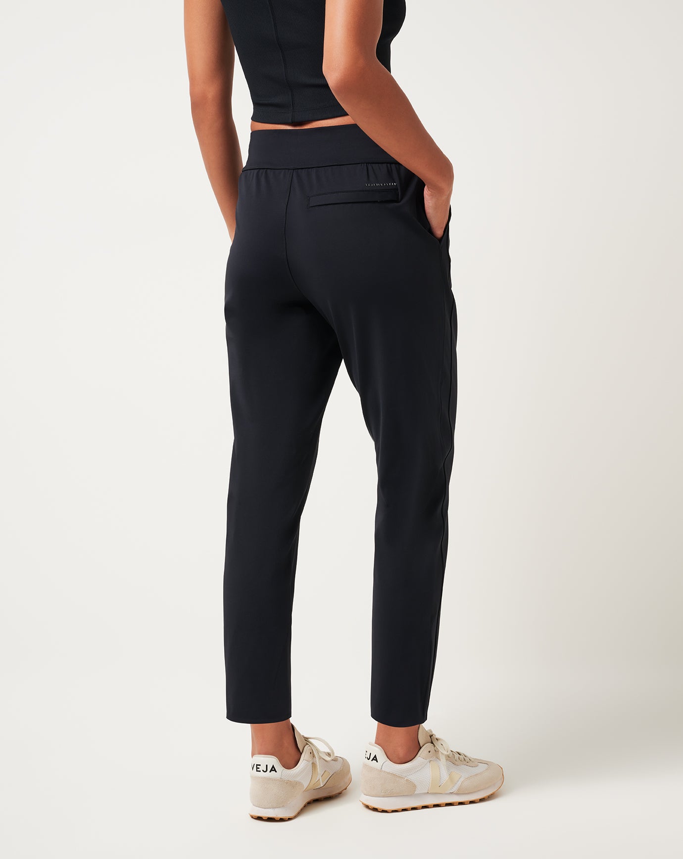 Moveknit Resilience Pant image 3