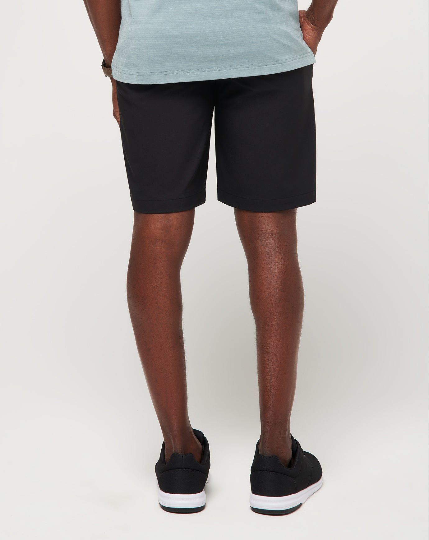 Wanderlust Short 9In