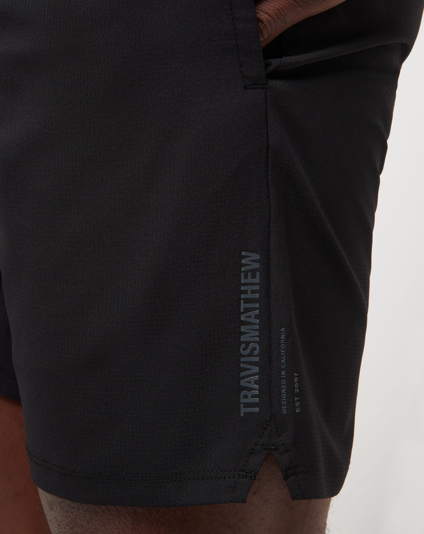 Wanderlust E-Waist Short 7.5In