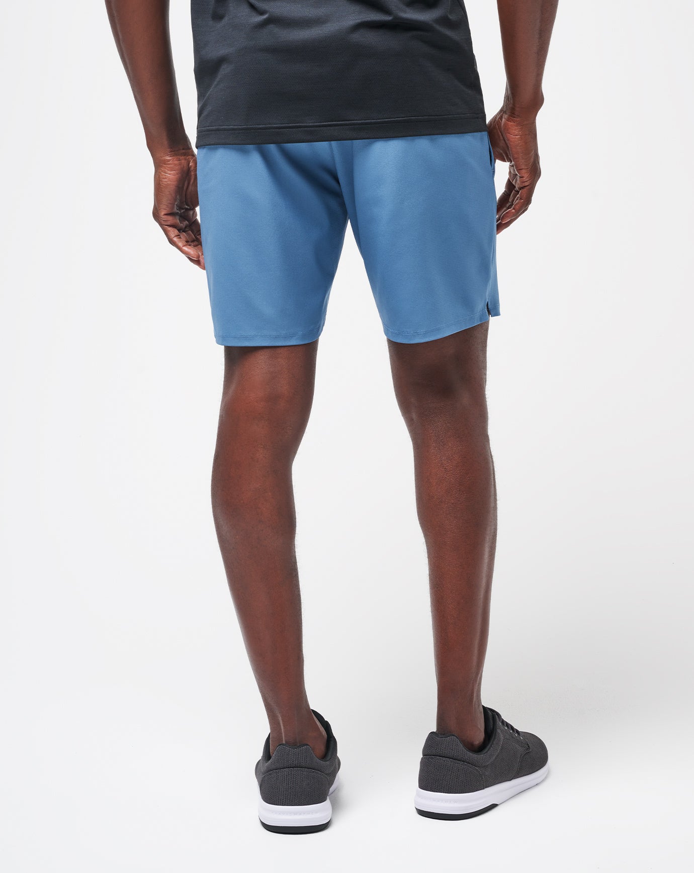 Wanderlust E-Waist Short 7.5In