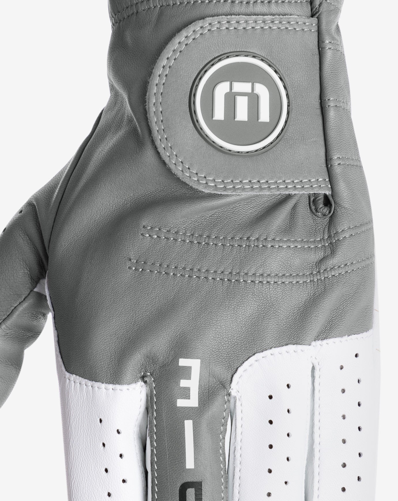 Between The Lines 2.0 Golf Glove image 3