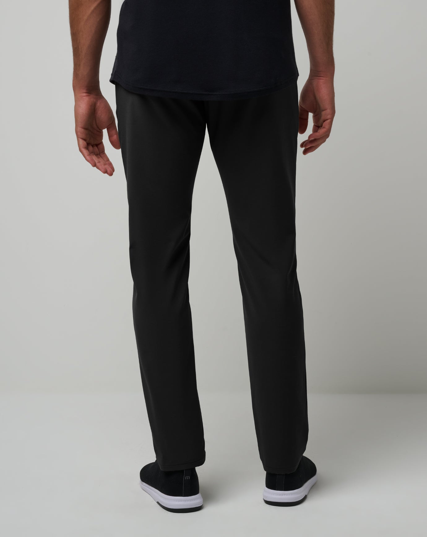 Open To Close Tech Chino Pant image 16