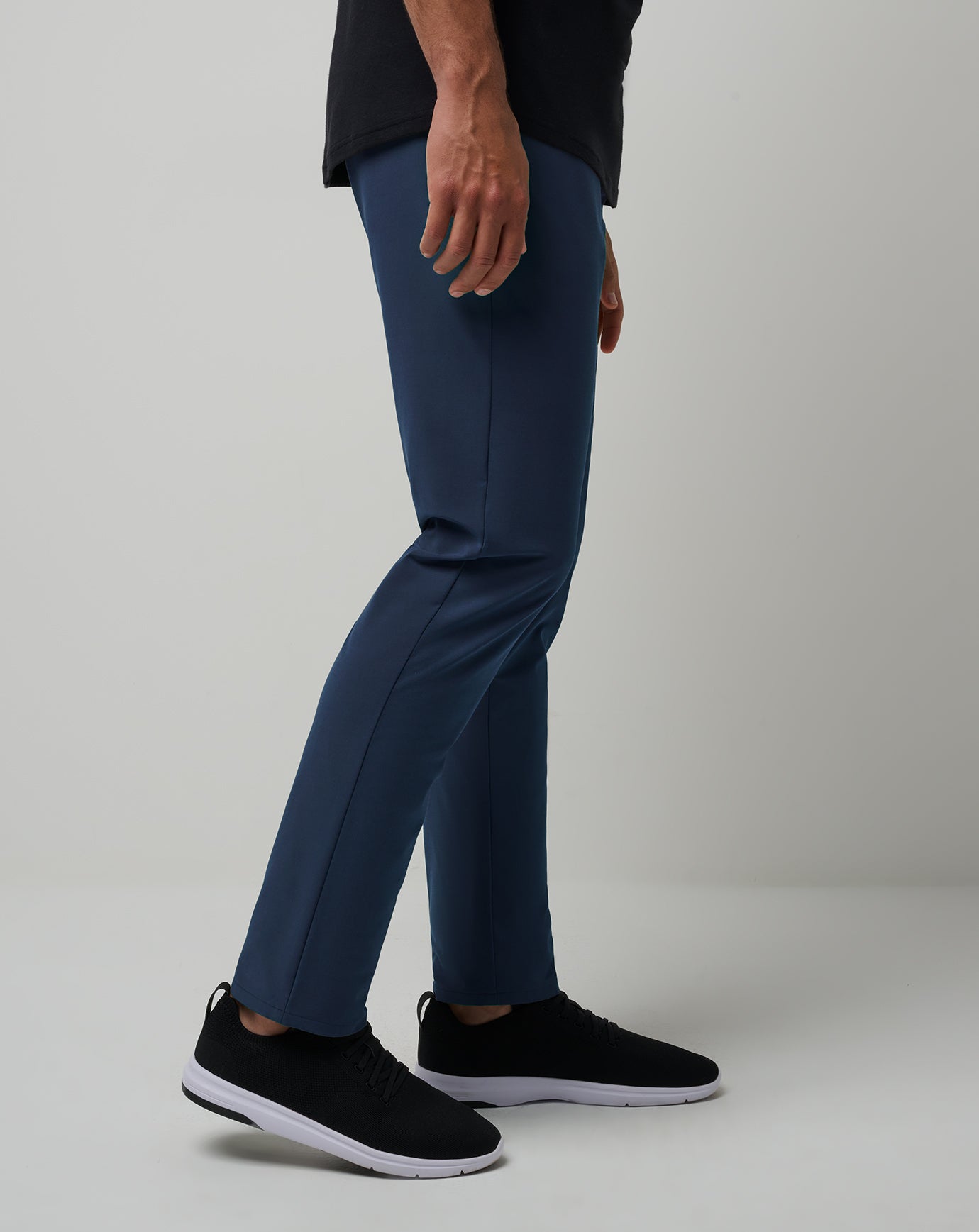 Open To Close Tech Chino Pant