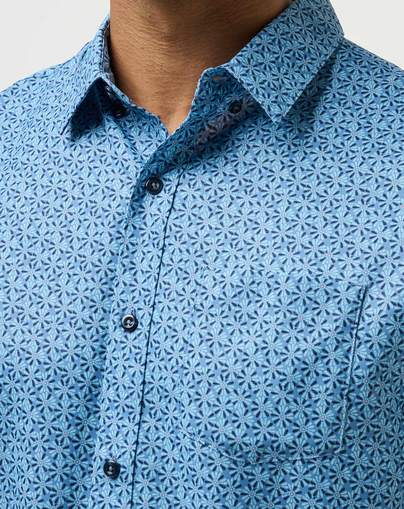 Techwoven Country Mile Button-Up