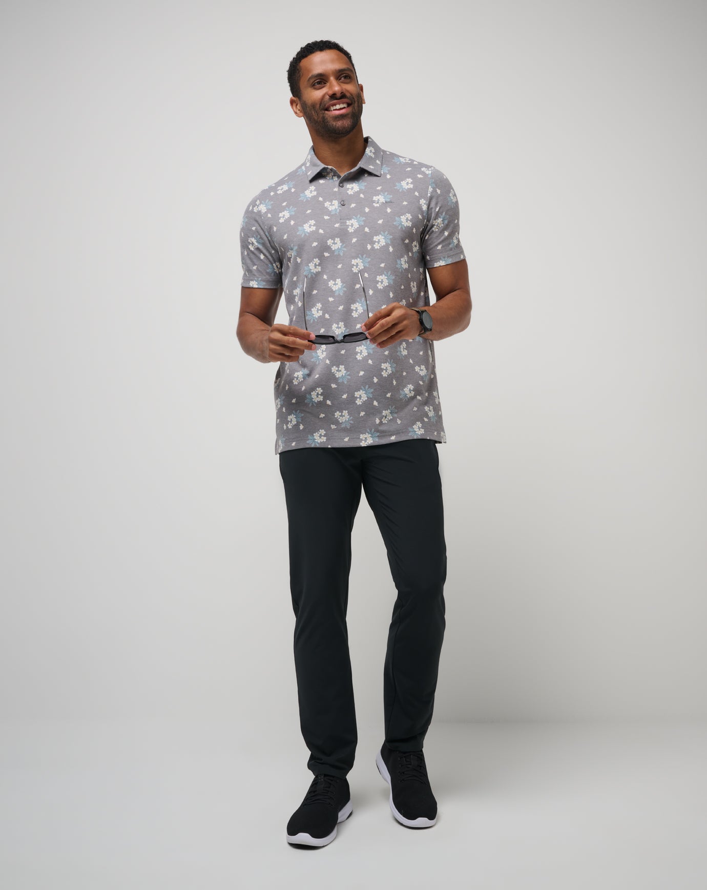 美品　Travis Mathew アロハ　ゴルフ　ポロシャツ　ボタニカル　リーフ 美品 Travis Mathew ボタニカル ゴルフ ポロシャツ リーフ