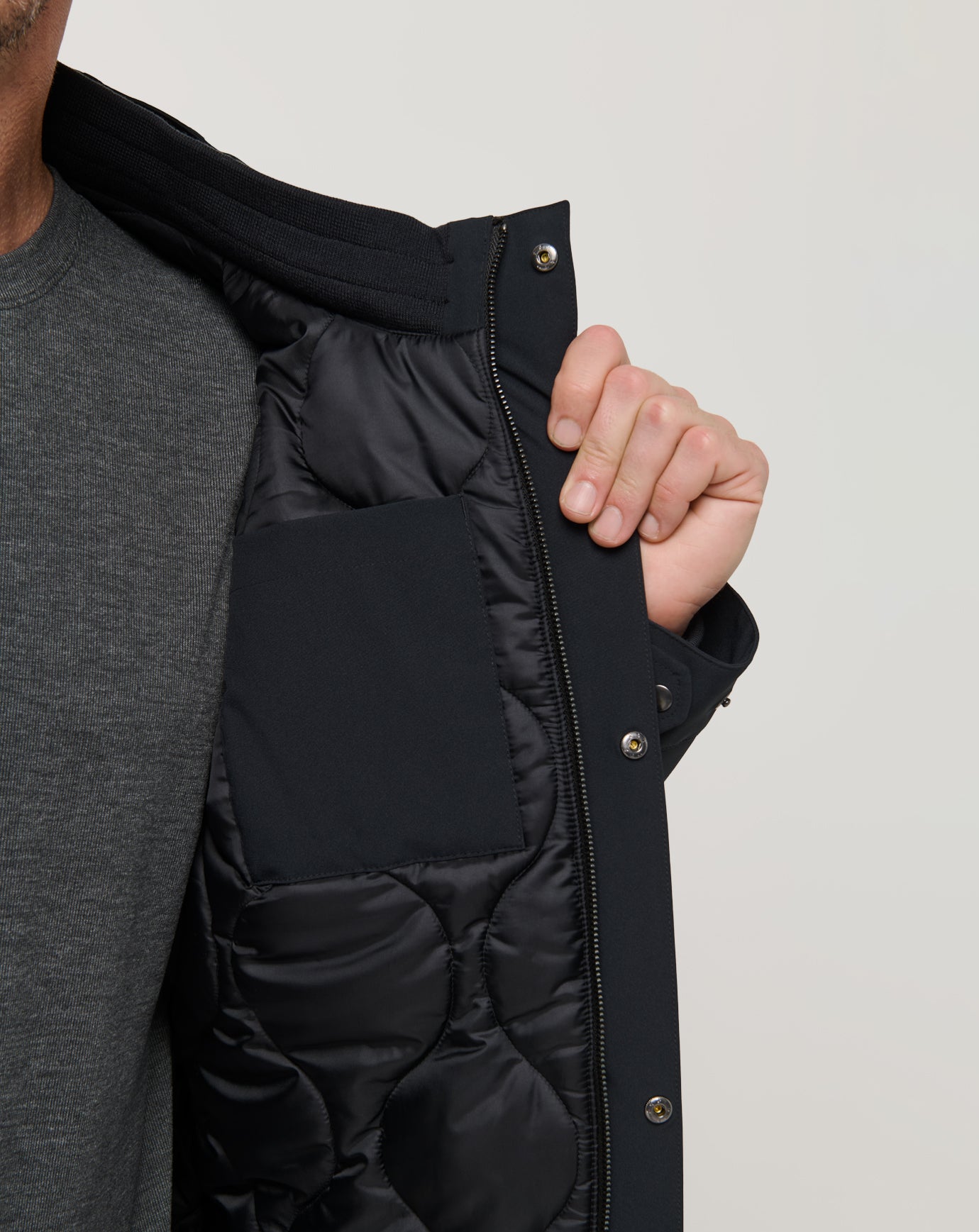 Mountain Pass Jacket ∣ TravisMathew