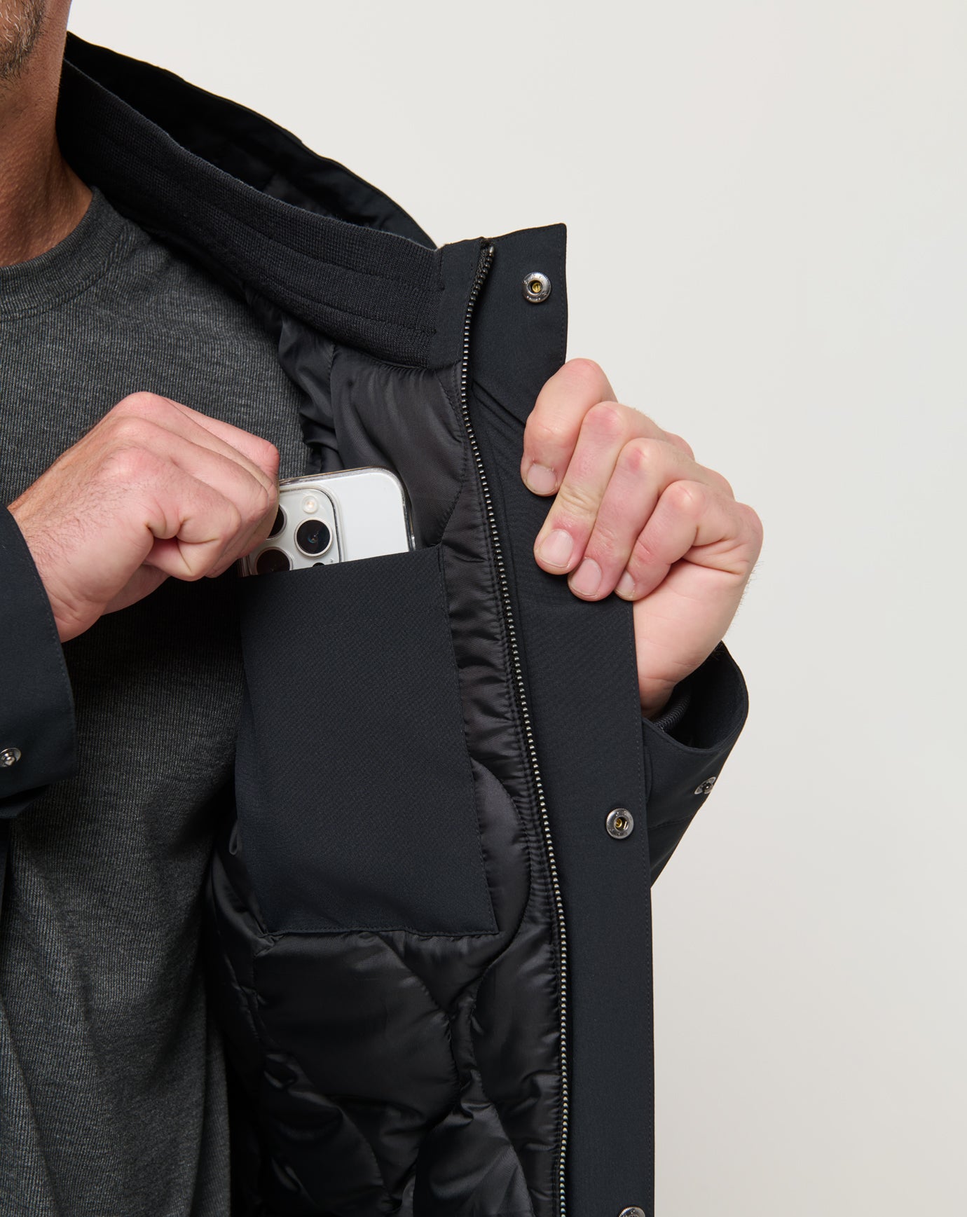 Mountain Pass Jacket ∣ TravisMathew