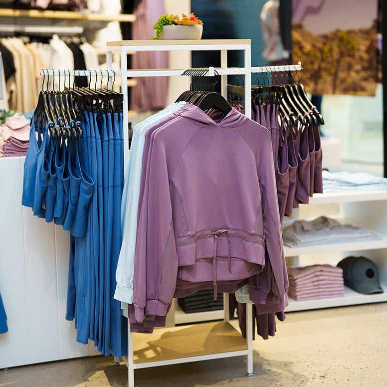 store slide 2