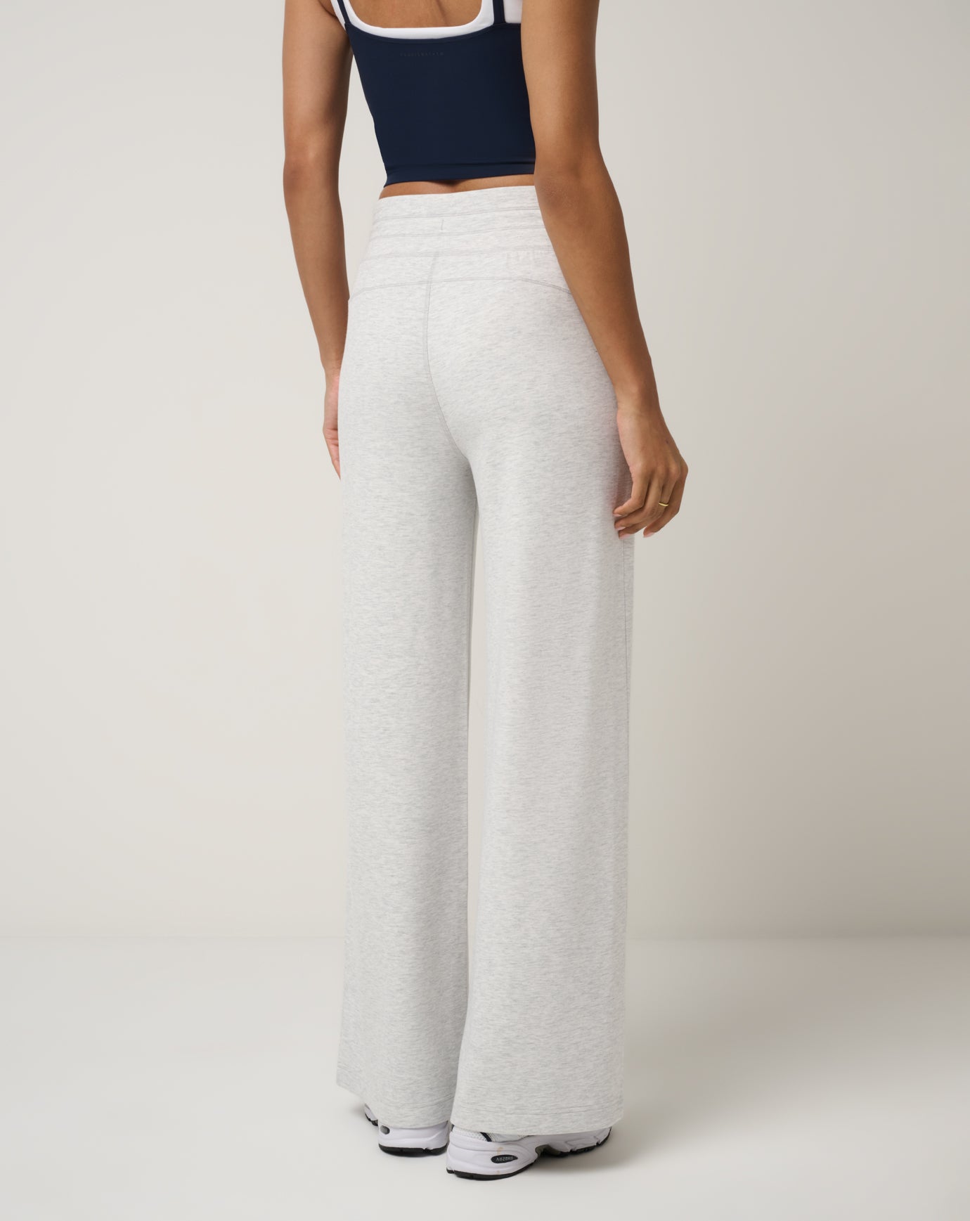 Skyloft Soft Wide Leg 29