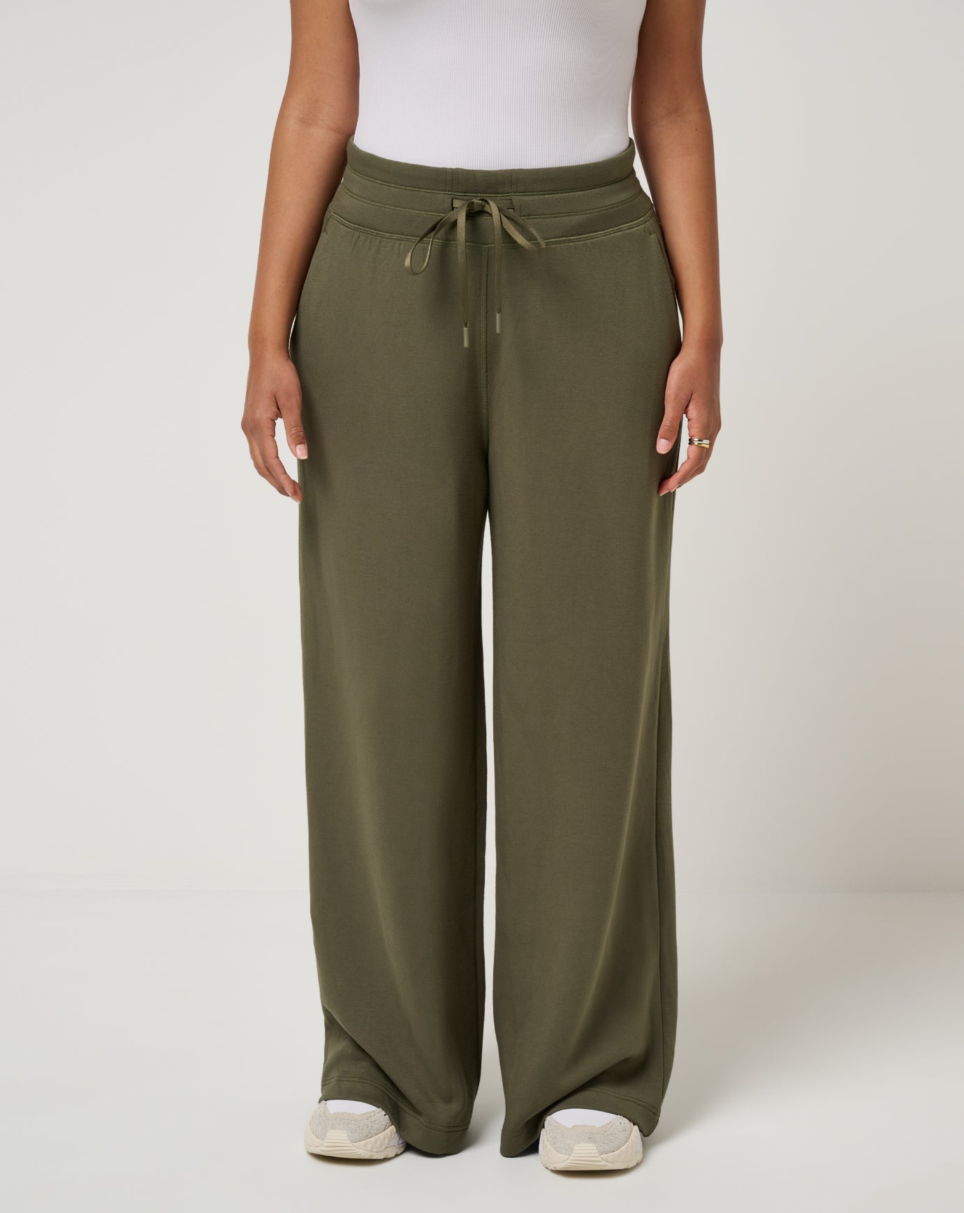 Skyloft Soft Wide Leg Pant ∣ TravisMathew