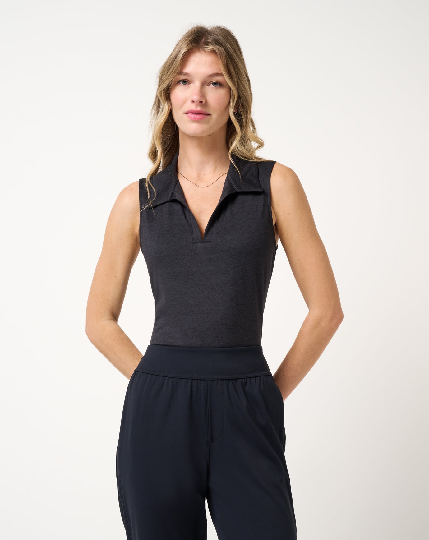 Skyloft Light Sleeveless Polo 2.0