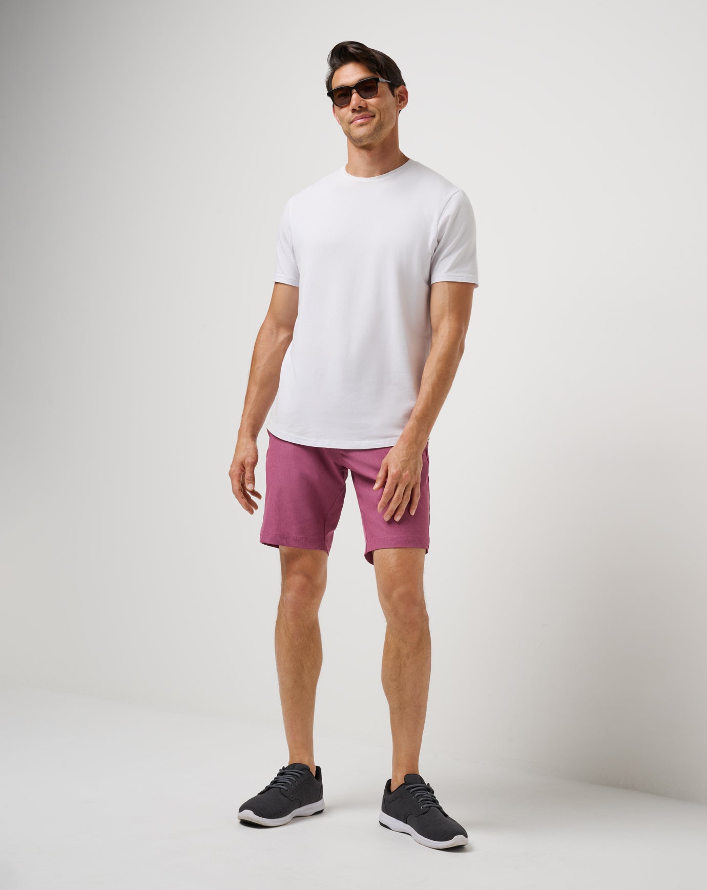 Overhead Compartment Short 10In ∣ TravisMathew