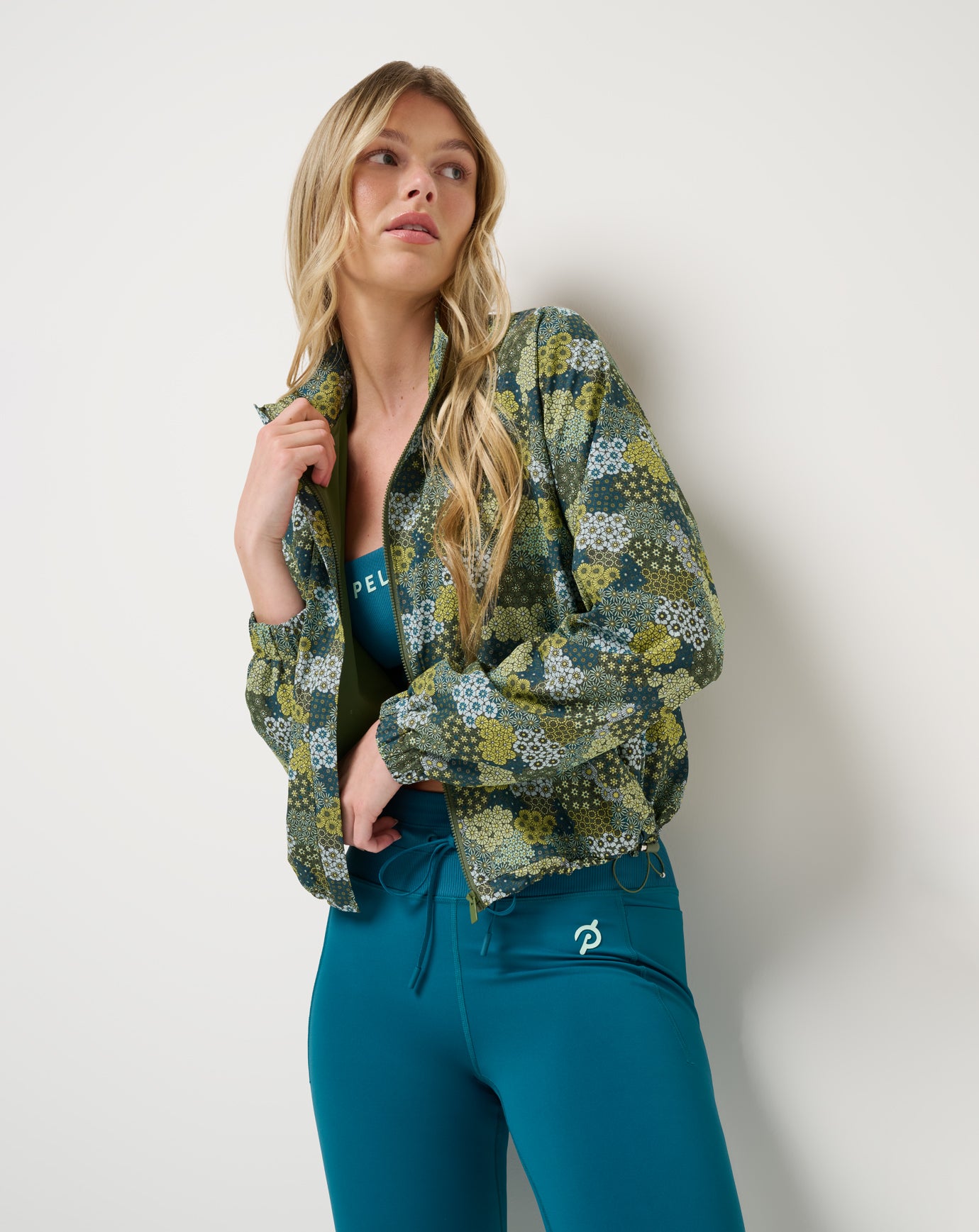 New Light Jacket ∣ TravisMathew