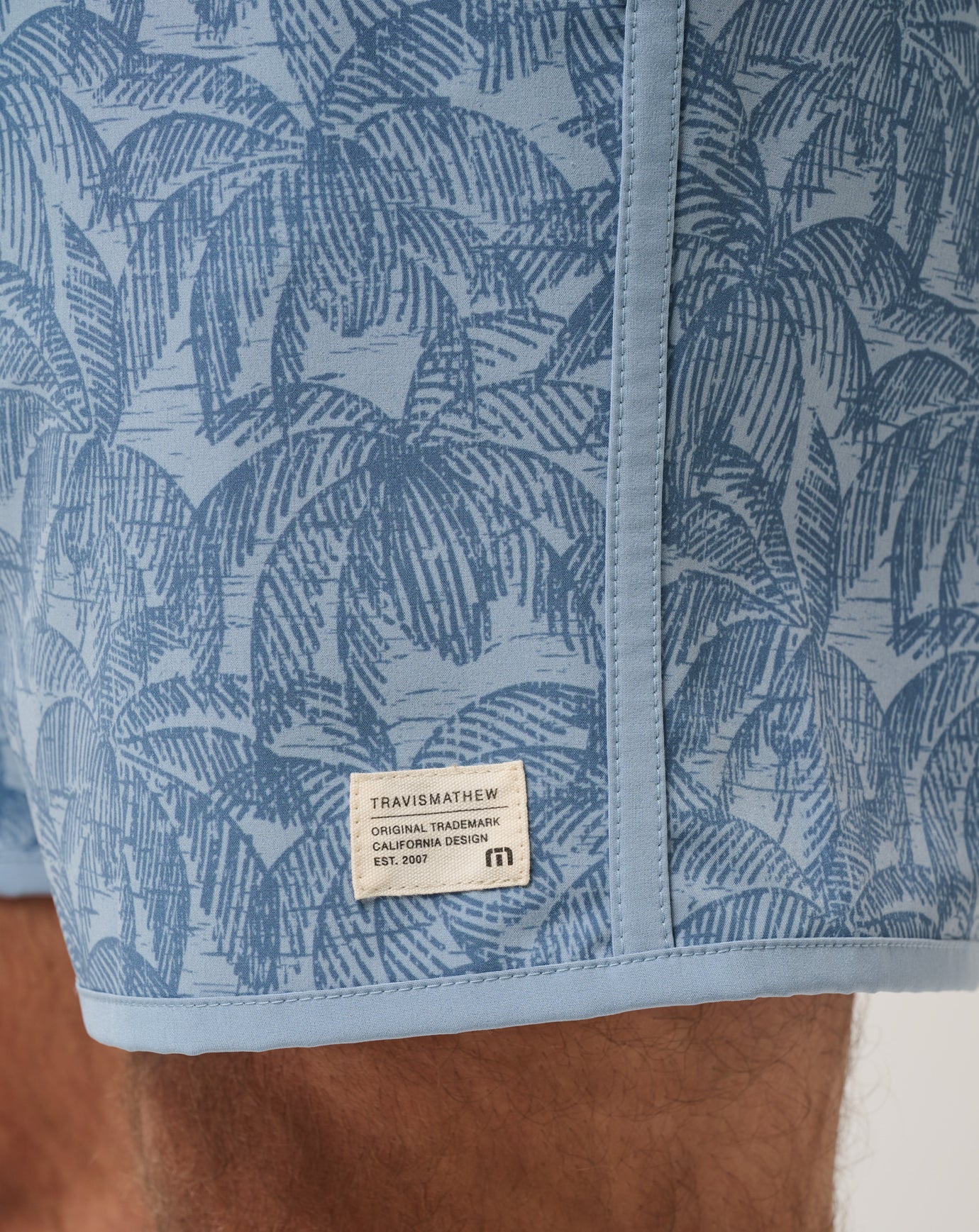 Tidal Whisper Boardshort 18In ∣ TravisMathew