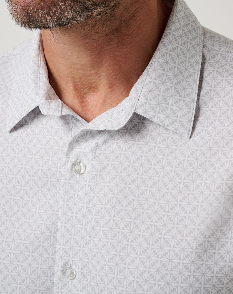 Techwoven Flair Button-Up