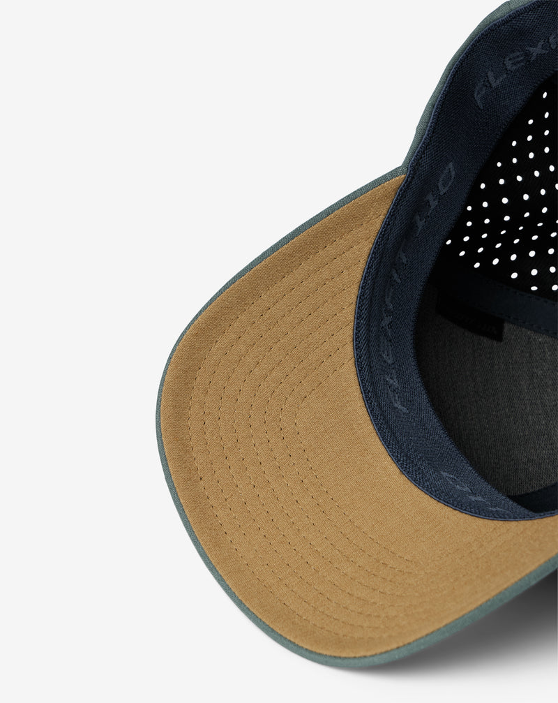 Links Lounge Snapback Hat