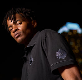 A sleek, all-black expression of MLB™ loyalty.