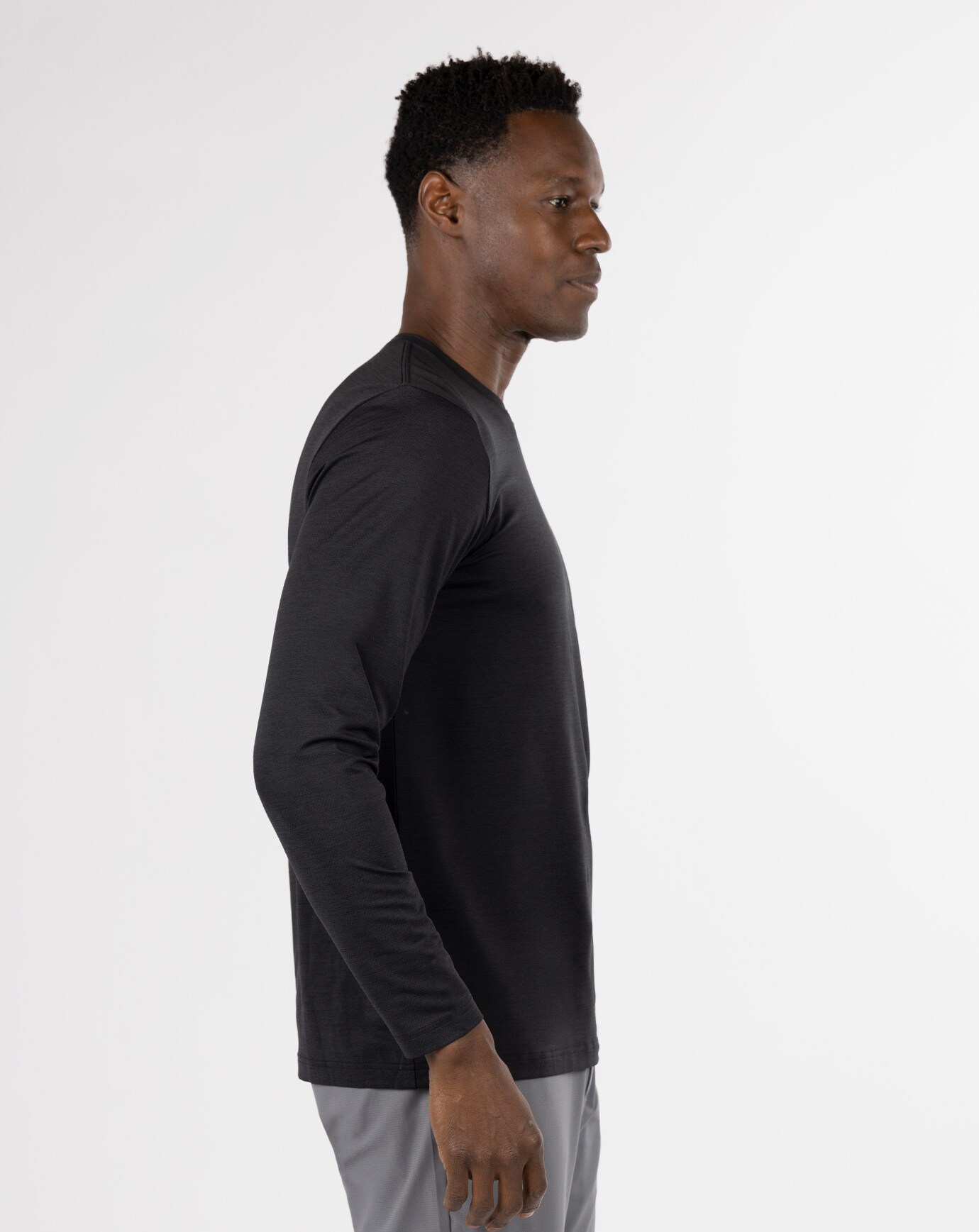 PLAY LIST LONG SLEEVE ACTIVE TEE