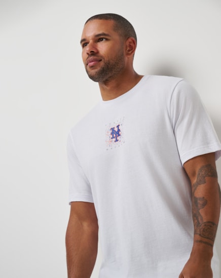 NEW YORK METS IN THE DUGOUT 2.0 TEE Image Thumbnail 4