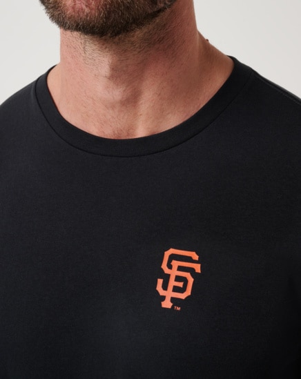 SAN FRANCISCO GIANTS FRIENDLY RIVALRY TEE Image Thumbnail 3