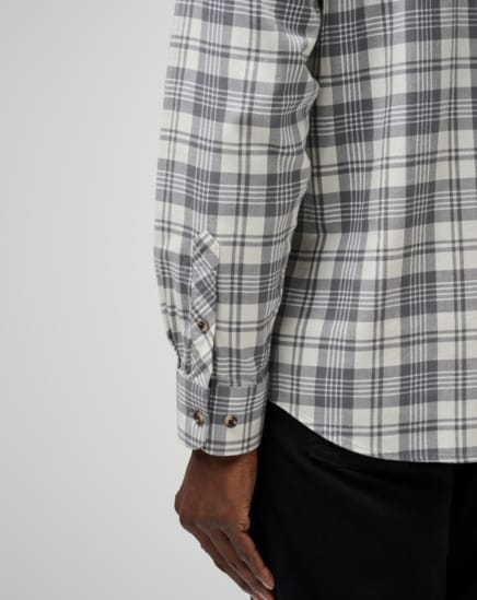 CLOUD FLANNEL PLAID BUTTON-UP Image Thumbnail 4