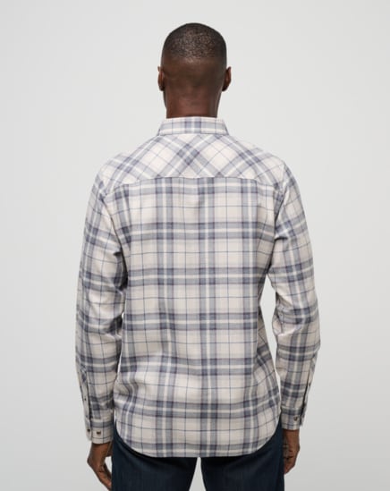 CLOUD FLANNEL PLAID BUTTON-UP Image Thumbnail 3